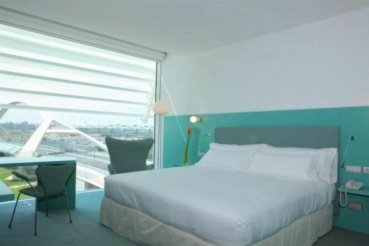 Hotel Hiberus Zaragoza Bagian luar foto