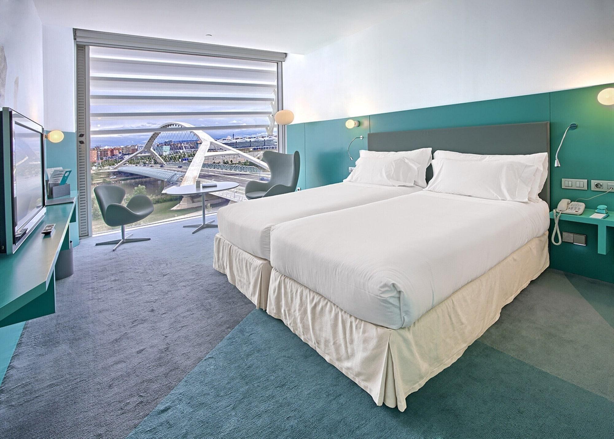 Hotel Hiberus Zaragoza Bagian luar foto