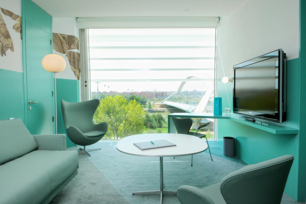 Hotel Hiberus Zaragoza Bagian luar foto