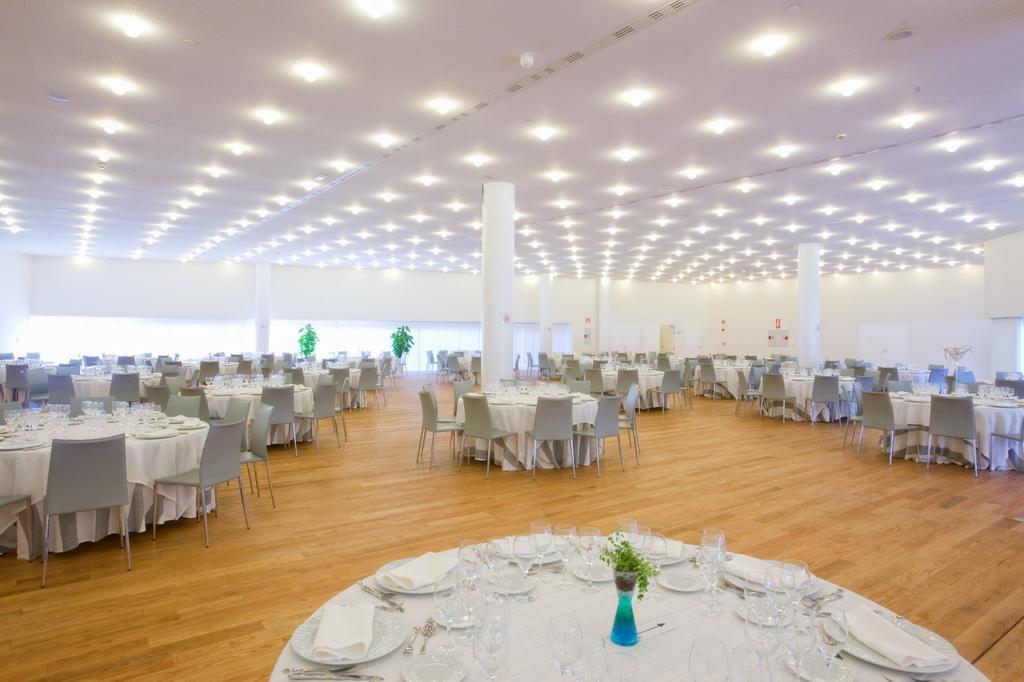 Hotel Hiberus Zaragoza Bagian luar foto