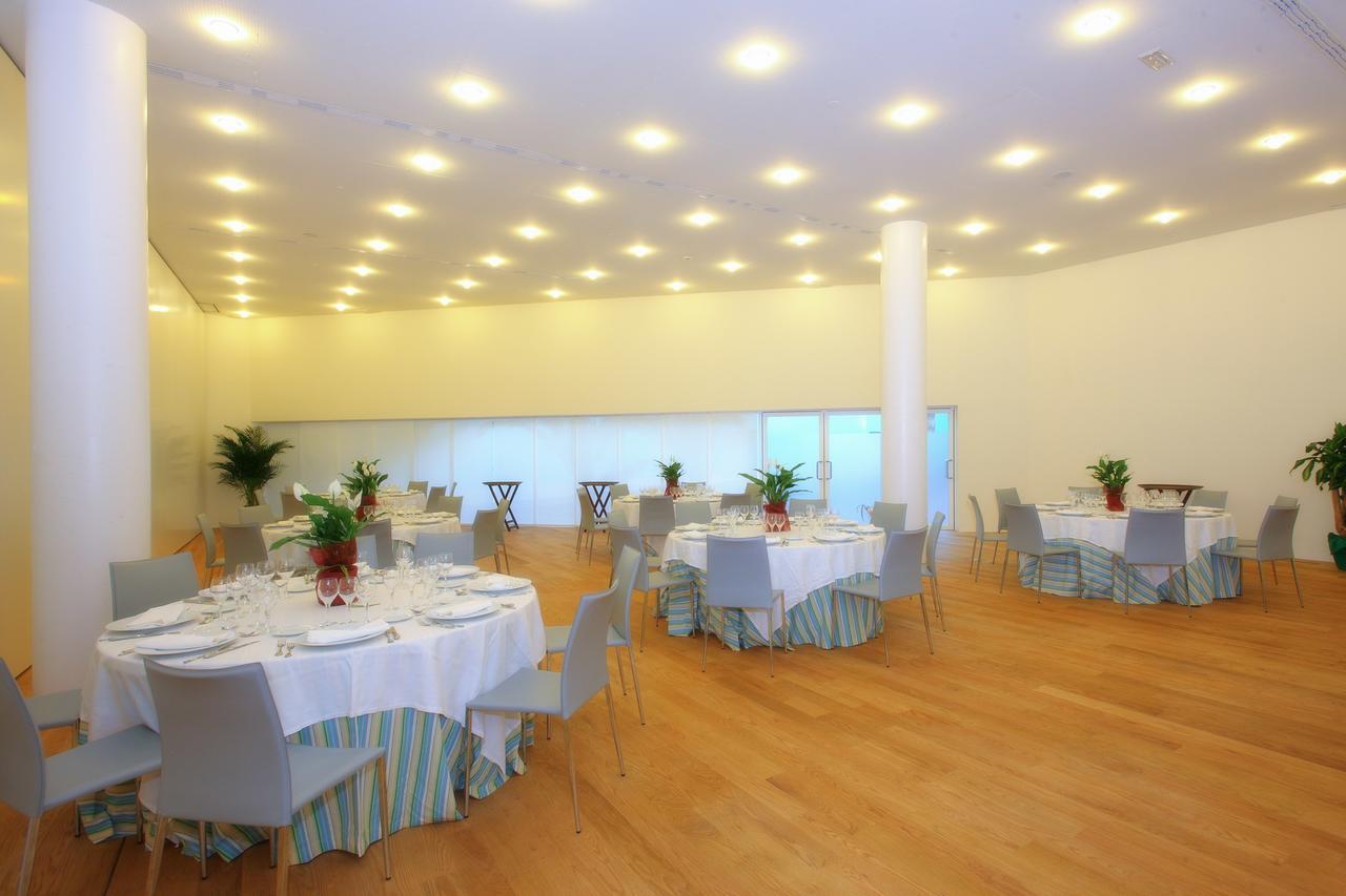 Hotel Hiberus Zaragoza Bagian luar foto
