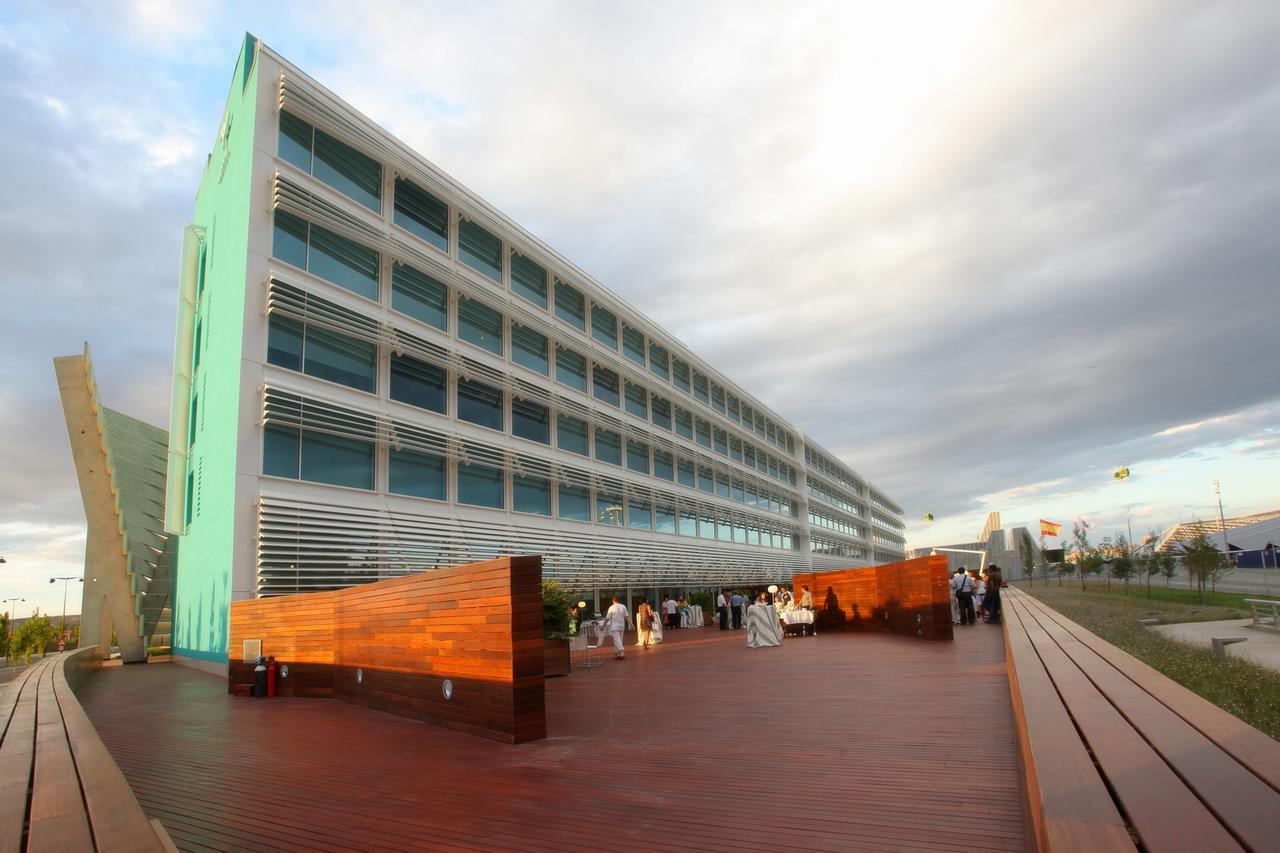 Hotel Hiberus Zaragoza Bagian luar foto