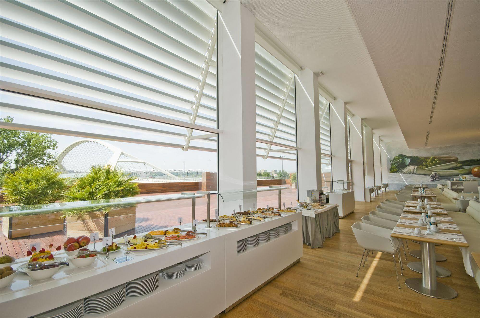 Hotel Hiberus Zaragoza Bagian luar foto